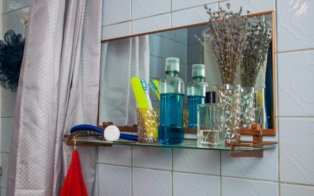Which Bathroom Shelf Is Best for Modern Bathrooms? bathroom shelf