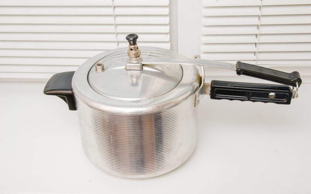 Why Should You Choose a Steel Cooker for Healthy Cooking? steel cooker
